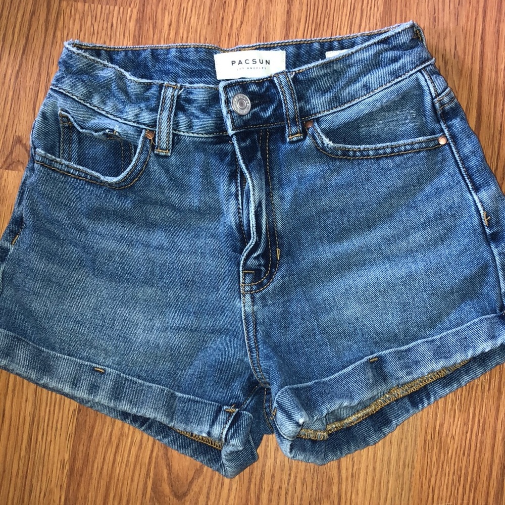 Pacsun Mom Short